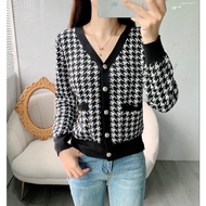 SK3035A -MSIA Ready Stock Women Knitted Outer Knitted Cardigan 小香风V领千鸟格提花长袖外套