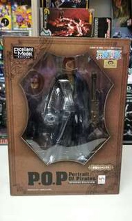 全新 正版 海賊王 One Piece Pop 日版 Strong World 西裝版 紅髮