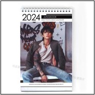 韓國桌曆 防彈少年團 BTS JK Jungkook 田柾國 2024 ~ 2025 直立式照片桌曆台曆+貼紙