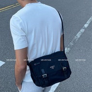 🏷️ Prada 郵差包