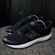 Sepatu Running New Balance 420 Black Silver Second -Size 45