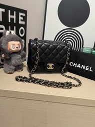 Chanel mini flap cf 17 A69900 100%Authentic, 95%New 💎尖沙咀中港城門市