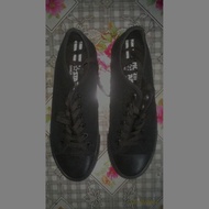 Kasut Sekolah North Star