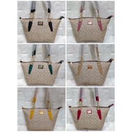 CC CHAIN SHOULDER BAG