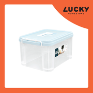 LUCKY HOME กล่องพลาสติกใสมีฝาปิดและหูหิ้ว (S) (ใส่ A4 ไม่ได้) ขนาด 23.2x 32 x 18.5 cm CK-009/P-2309