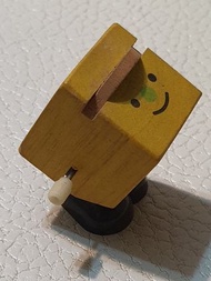 可愛 小狗 上鏈 木頭 (  非 dog cat 小貓 雪姑七友 snow white and seven dwarfs hotel 酒店 酒店用品 包裝 吉盒 ( 非 公仔 毛公仔 筷子 手鏈 鎖匙