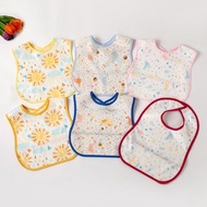 100%防水寶寶口袋圍兜。可反摺出立體口袋。輕便柔軟好清潔易攜帶