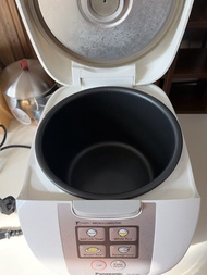 Panasonic Fuzzy Microcomputer Rice Cooker SR-DF181