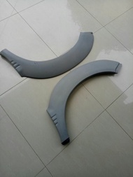 moulding fender kanan kiri kijang krista