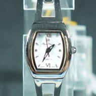 OP olym pianus sapphire นาฬิกาข้อมือผู้หญิง รุ่น 2450L-601  (ของแท้ประกันศูนย์ 1 ปี )  NATEETONG