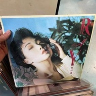 高價收購林憶蓮，劉美君，陳潔靈，麥潔文，關淑怡，甄楚倩，陳秀雯，葉麗儀等中文黑膠唱片