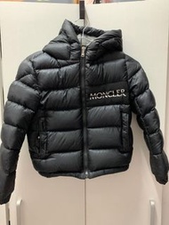 Moncler 黑色羽絨服 130