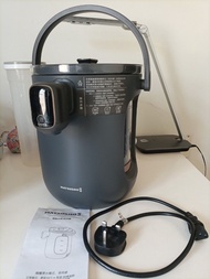 MATSUSHO 松井 電熱水壺 3L 24cm闊28cm高 electric thermo pot