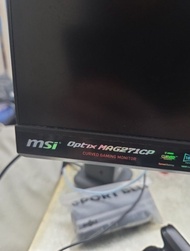 MSI Optix MAG271CP 27吋 曲面電競顯示器