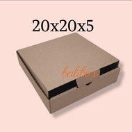 Pizza box diecut uk. 20x20x5