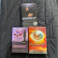 Divergent Series - Veronica Roth (preloved)