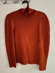 Issey Miyake me top