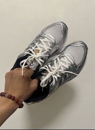 ASICS Gel-Kayano 14 復古潮流 金銀黑