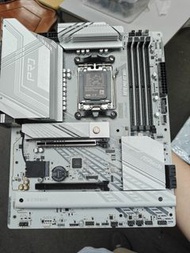 ASRock X870 Pro RS WiFi 主機板 白色