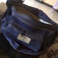 Fashion Women's Sling Bag|Men's Latest sling bag levis SAHARA Sling Bag