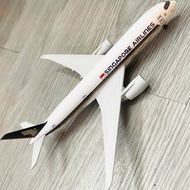 Airbus A350 Singapore Airlines | High-end collectible aviation gifts | With Die Cast Wheels Scale 1: