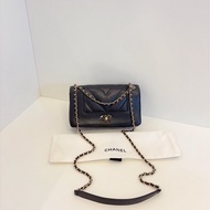 Chanel 香奈兒 黑金 牛皮 琺瑯扣