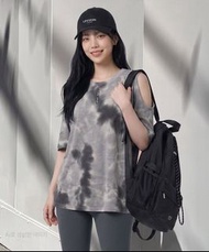 截單日: 6月30日1900✂️🇰🇷 #Lifework #LW2172 👩🏻女款 #恤 #女T #女裝 #韓國女裝 #TEE #TSHIRT #短袖T恤 #短袖 #T恤 #特價 #減價 ❤️ #限時