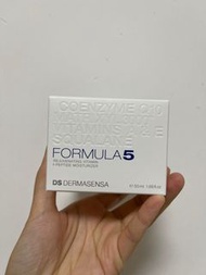 包SF 美國DS德瑪森氏 五合一復顏精華面霜 DS Dermasensa FORMULA 5 REJUVENATING VITAMIN + PEPTIDE MOISTURIZER 50ml