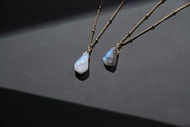 霧面純銀項鍊 / 月光石 / 吊墜 / JIEGEM 姊的珠寶