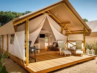 Pembuatan Glamping Tent Bogor tenda villa tenda resort 085100463227