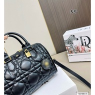 现货  2026 der Pillow Stock611 bag  H d788b
