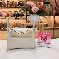 門市現貨Hermes Lindy 26  craie ghw 奶昔白 金扣 tc 皮k  stamp
