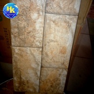 keramik dinding 20x40 motip batu alam