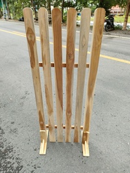 รั้วไม้สักระแนงไม้สัก พร้อมขาตั้ง ขนาด 40 ×100cm70×100cm