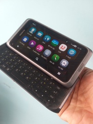 Điện thoại Nokia E7