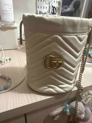 Gucci GG Marmont 絎縫水桶包