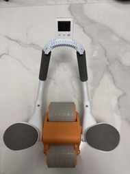 健腹輪 （自動回彈）