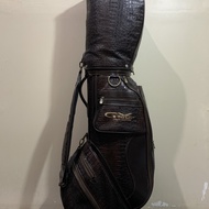 TAS GOLF MERK GVTOUR JENIS KULIT BUAYA