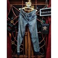 Preloved women's divided hnm jeans