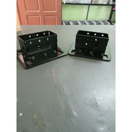 C-channel bracket/ C-section blue bracket/ tapak besi