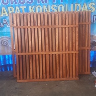 pagar kayu minimalis