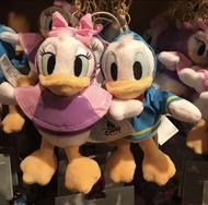 Disney雨衣唐老鴨黛絲迪士尼Donald Duck & Daisy毛絨公仔匙扣吊飾掛飾玩具raincoat doll keychain plush