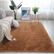 [Decorative mat] New Fluffy Shaggy Silky Faux Carpet for Living Room S(70x140cm)