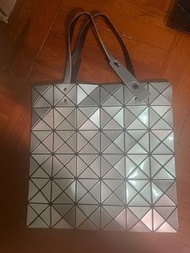 bao-bao-issey-miyake