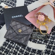 Chanel vintage 日本帶回小牛皮黑金logo 菱格紋車線零錢包 短夾財布 近全新