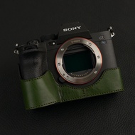 Suitable for Sony A7m4 A7RM4 A9M2 A7SM3 A1 Leather Case Genuine Leather Protective Case Portable Cam