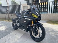 Yamaha r3