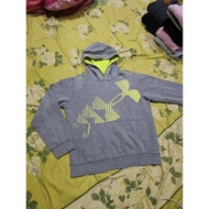 UnderArmour hoodie sweater boys