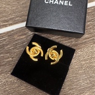 Chanel 香奈兒缺貨款logo書包釦金釦夾式耳環 耳夾