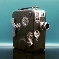 Niezoldi & Krämer Cine Nizo 8E-C (1933-1935) Vintage 8mm Movie Camera